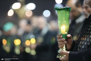 آئین خطبه خوانی شب شهادت امام رضا (ع) در حرم مطهر رضوی