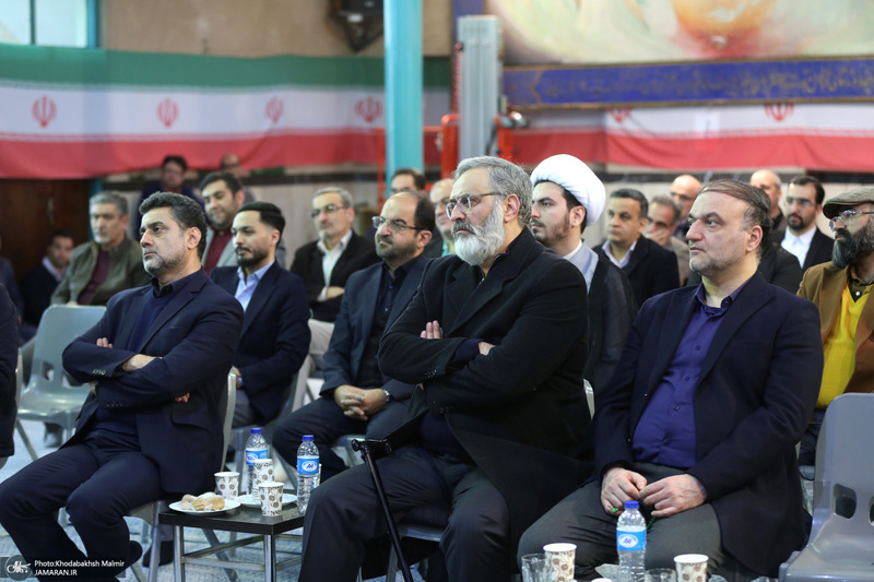 رونمایی از پرده نقالی خوانی (امام مردم) در حسینیه جماران