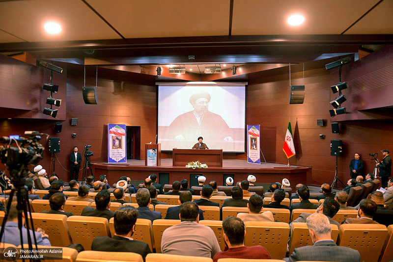نشست صمیمی یاران وفادار امام خمینی (س)