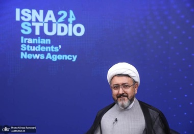 Institute keeps promoting Imam Khomeini's works, protecting and shielding them from distortion: Dr. Ali Komsari