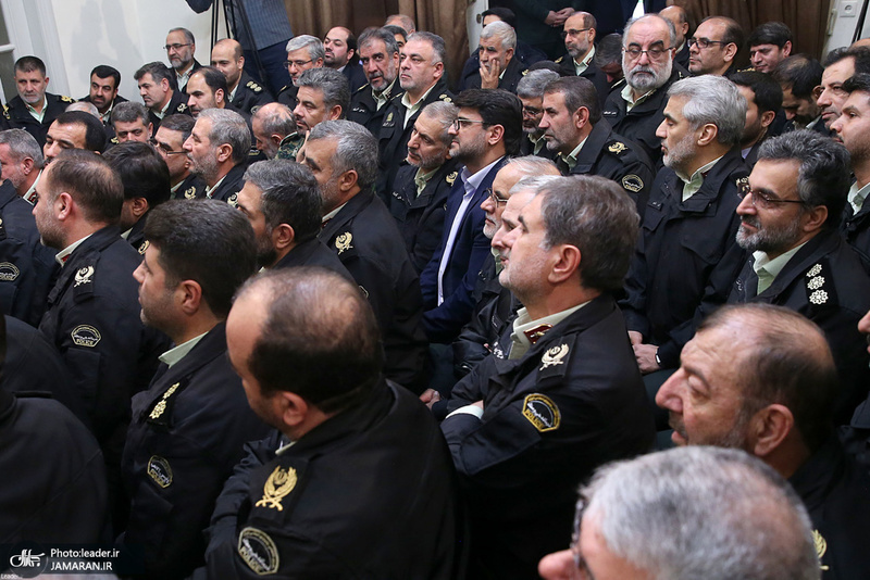 دیدار جمعی از فرماندهان و مسئولان نیروی انتظامی با رهبر معظم انقلاب