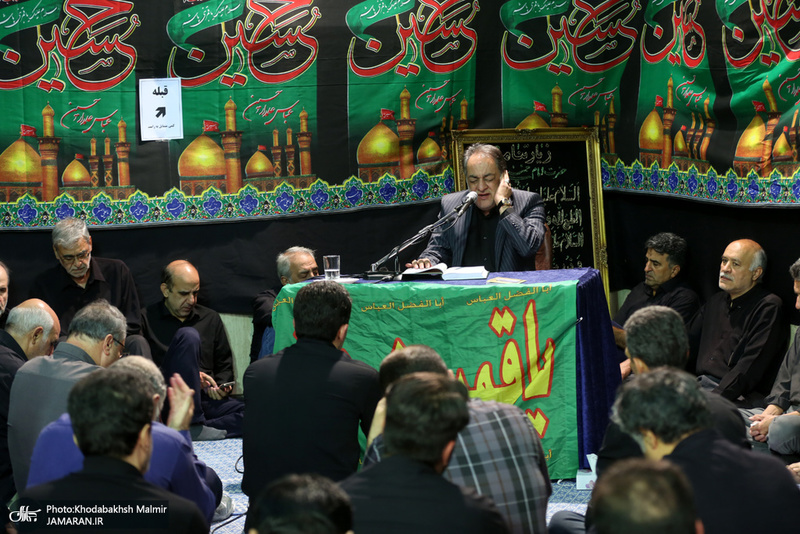 مراسم عزاداری روز عاشورا در حسینیه جماران