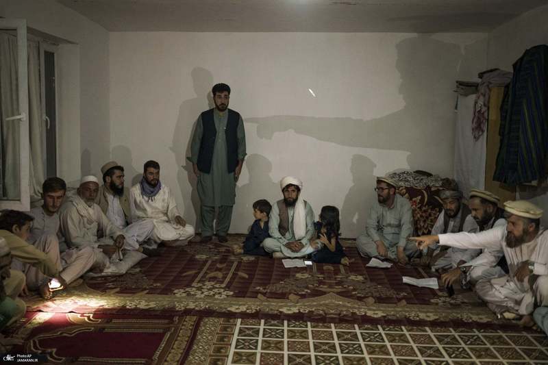 بازگشت گشت‌های طالبان به خیابان‌های کابل به روایت یک عکاس خبری