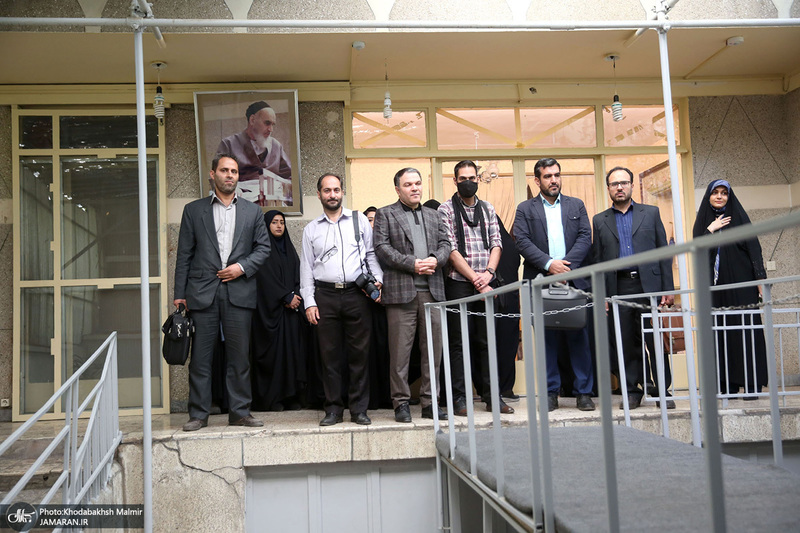 تجدید میثاق اساتید و دانشجویان پژوهشکده امام خمینی و انقلاب اسلامی با آرمان های بنیانگذار جمهوری اسلامی