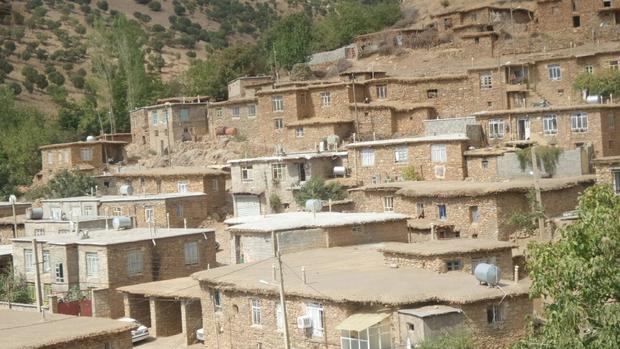 توسعه روستای هدف گردشگری پیاوین در شهرستان بانه در دست انجام است