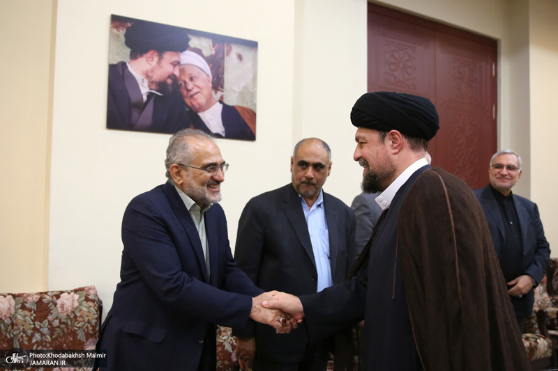 حاشیه تجدید میثاق رئیس جمهور و اعضای دولت با آرمان های حضرت امام خمینی (س)