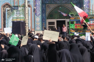 تشییع پیکر شهید «محمد انصاری» در خمین