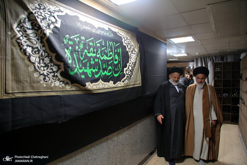 حضور سید حسن خمینی در مدرسه علمیه آیت الله العظمی خوانساری(ره)