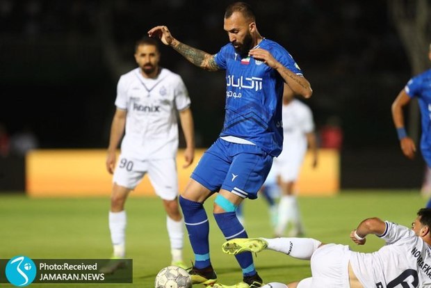 مجوز ثبت قرارداد استقلال رسید؛ پرسپولیس و تراکتور بدون مجوز!
