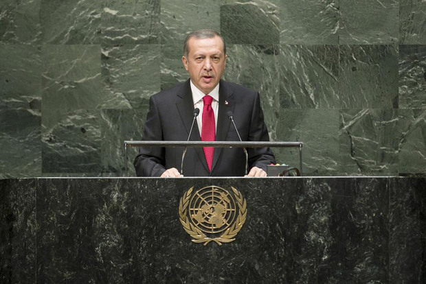 اردوغان: متاسفانه مردم سوریه توسط جامعه بین‌المللی تنها گذاشته شده‌اند