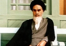 کان یمزح احیاناً أثناء‌ الدرس