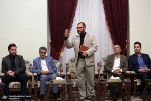 دیدار جمعی از اعضای حزب وحدت و همکاری ملی با سید حسن خمینی