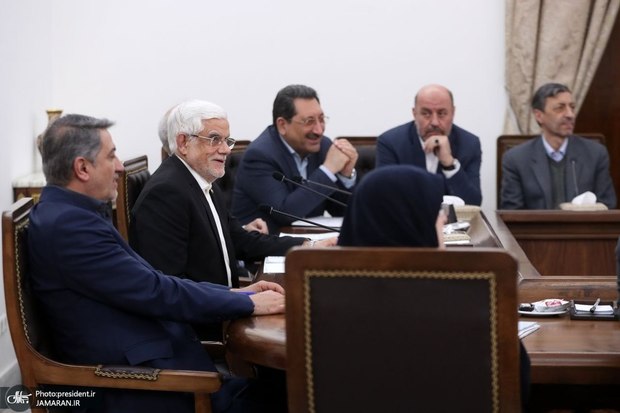 عارف: دولت نگاه راهبردی به ظرفیت نهادهای اجتماعی–اقتصادی برای پیشبرد طرح‌های کلان دارد/ دولت و این نهادها جدا از هم نیستند، بلکه با هدف مشترک خدمت‌رسانی به مردم فعالیت می‌کنند