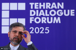 نشست خبری سعید خطیب زاده با موضوع مجمع گفتگوی تهران