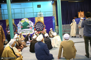 بازدید جمعی از امامان جمعه، روحانیون، علما، فضلا و مدرسین حوزه های علمیه اهل تسنن از جماران