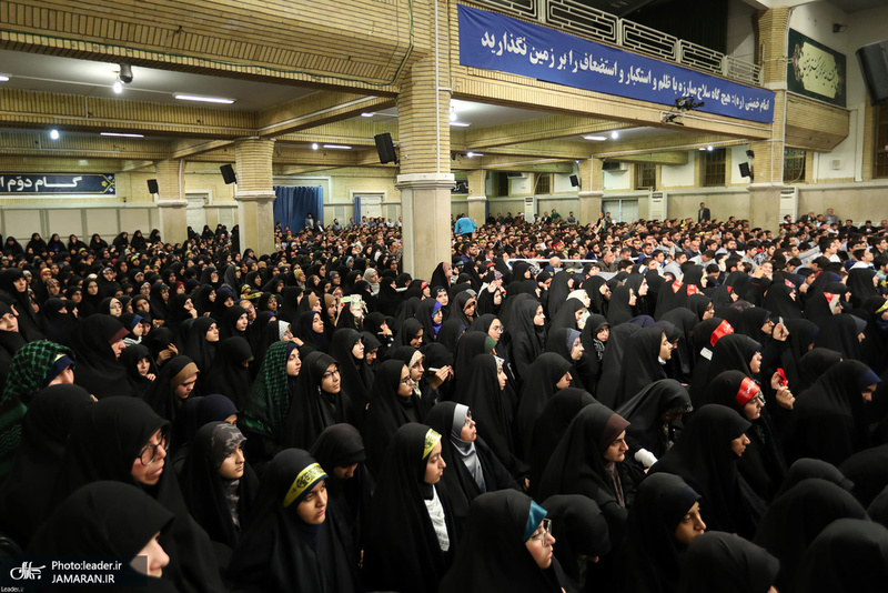 دیدار هزاران نفر از دانشجویان و دانش‌آموزان با رهبر معظم انقلاب