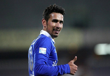 مهاجم استقلال عزادار شد