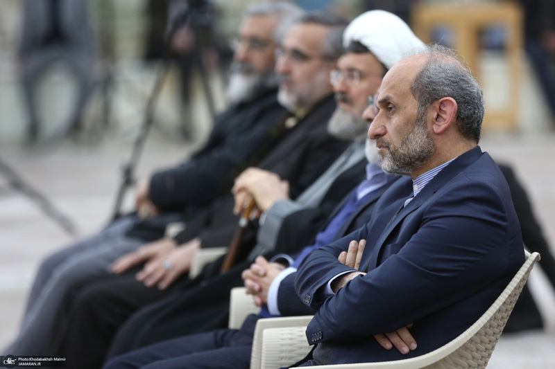 تجدید میثاق رئیس و جمعی از مدیران سازمان صداوسیما با آرمان‌های امام خمینی(س)-2