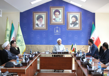 نشست هماهنگی هفته فرهنگی «بر آستان آفتاب» در موسسه تنظیم و نشر آثار امام خمینی 