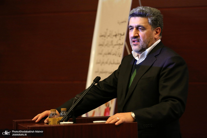 حضور سید حسن خمینی در اختتامبه مسایقات قرآنی ، اذان وتفسیر کارکنان بانک صادرات