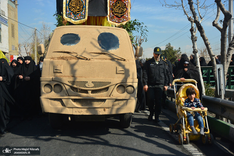 مراسم تشییع و تدفین 2 شهید گمنام در دانشگاه آزاد تهران جنوب