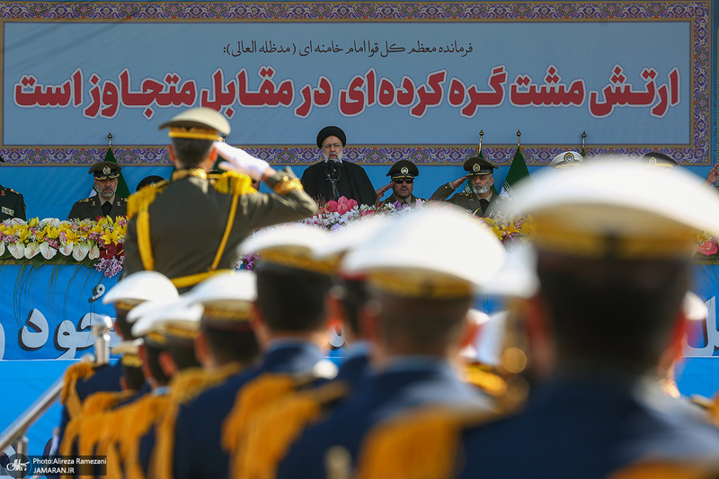 مراسم رژه روز ارتش در جوار حرم مطهر امام خمینی (س) -1