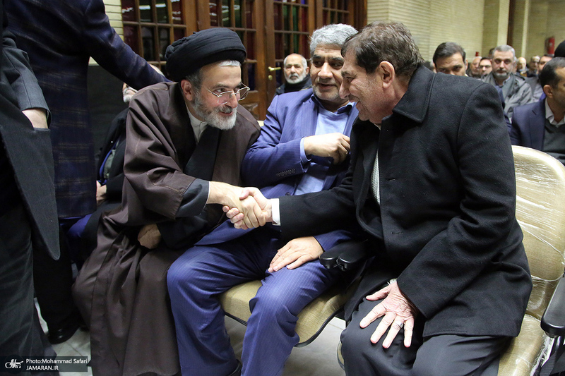 مراسم ترحیم مادر محمد شریعتمداری