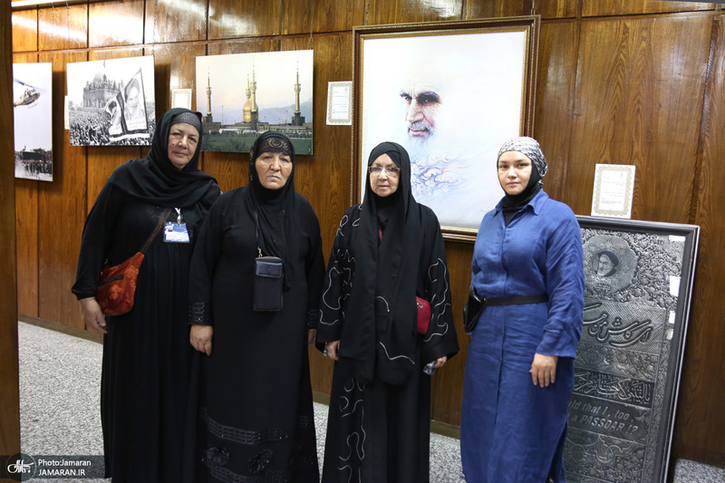 بازدید اقشار مختلف مردم از بیت امام خمینی (س) در جماران