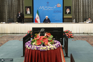 مراسم بهره برداری از طرح های ملی وزارت نیرو استان های کرمانشاه و فارس