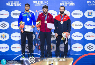 اولین طلای تاریخ کشتی قطر بر گردن یک ایرانی+عکس