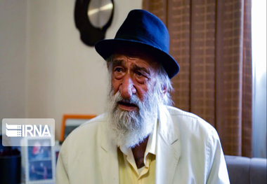 بازگشت عقاب به آشیانه‌اش در شیراز