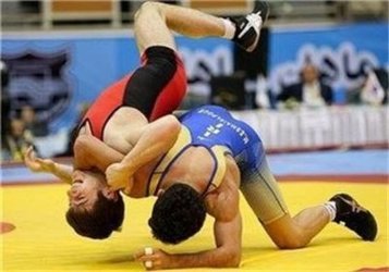 پادرمیانی رئیس خانه صنعت ومعدن برای تیمداری کرمانشاه در لیگ برترکشتی