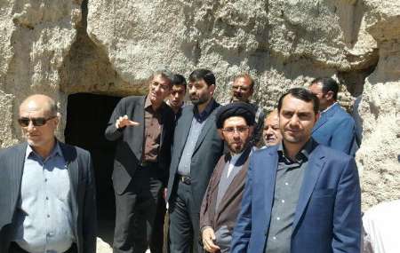 اختصاص ردیف بودجه برای مرمت قلعه تاریخی ایزدخواست فارس