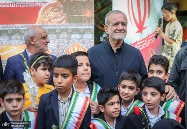 حضور پزشکیان در آیین گرامیداشت یاد شهدای خردسال تجاوز رژیم صهیونیستی + عکس ها