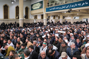 دیدار هزاران نفر از اقشار مختلف مردم با رهبر معظم انقلاب