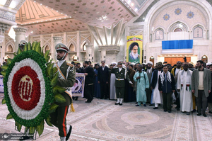 تجدید میثاق دبیرکل و کارکنان مجمع جهانی اهل بیت (ع) با آرمان های امام خمینی (س)‎‎