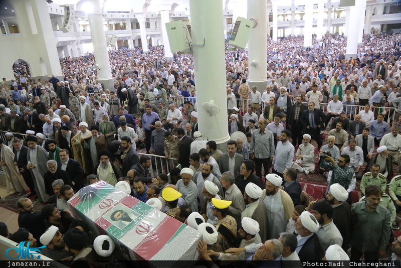 مراسم تشییع پیکر مطهر شهید حمله تروریستی اخیر حجت الاسلام تقوی در قم