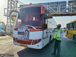 بدرقه کاروان های زائران اعزامی قم به مرقد امام خمینی