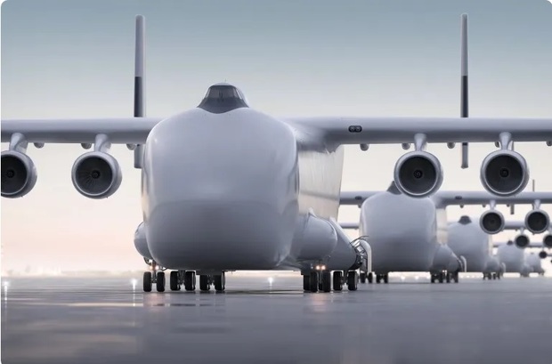 ترامپ دشمن انرژی های پاک؛ بزرگترین هواپیمای جهان در خدمت انرژی بادی+عکس