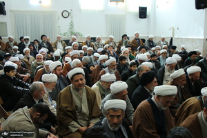 عمامه گذاری طلاب توسط مراجع عظام تقلید در روز میلاد امام علی (ع)‎