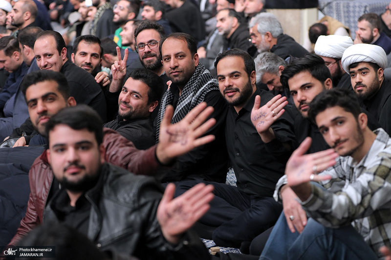 اولین شب مراسم عزاداری حضرت فاطمه‌زهرا (س) در حسینیه امام خمینی