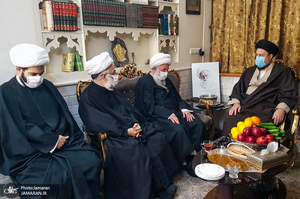 حضور سید حسن خمینی در بیت مرحوم آیت الله نظری خادم الشریعه(ره)