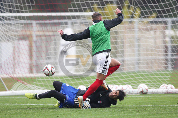 رقابت تماشایی بیرانوند و دژاگه در تمرین تیم‌ملی +عکـس
