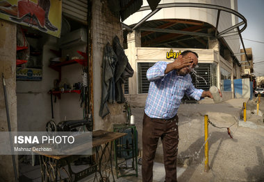 گرمای بی‌سابقه طی 35 سال گذشته در سرخس، با وزش باد خارج می‌شود