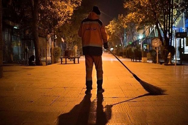 در سال گذشته بیش از ۱۰ پاکبان در حین نظافت معابر تهران به علت تصادف جان باختند