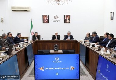 عارف: اگر در توسعه فناوری‌های پیشرفته غفلت کنیم قادر به مقابله با تهدیدات نخواهیم بود/ دانشگاه‌ها و مراکز پژوهشی همکاری‌های ارزشمندی را با مراکز دفاعی آغاز کرده‌اند/ ظرفیت علمی کشور در مقایسه با ۴۰ سال گذشته در بهترین وضعیت قرار دارد