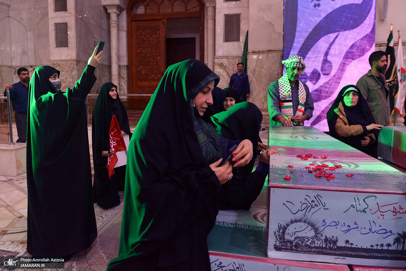 اجتماع بزرگ کارگران به مناسبت سالگرد شهادت حاج قاسم سلیمانی در حرم امام خمینی (س)