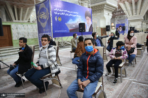 دیدار رئیس سازمان بهزیستی و جمعی از توان یابان این سازمان با سید حسن خمینی