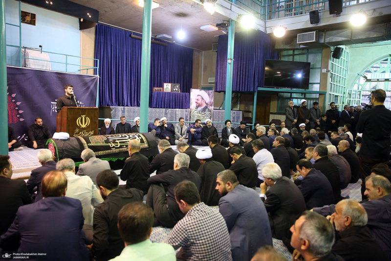 مراسم تشییع مرحوم آیت الله آقای حاج شیخ حسین هاشمیان در حسینیه جماران -2