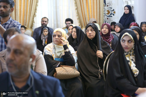 نشست «گفتمان توحیدی اخلاقی‌ امام‌ خمینی(س) در دنیای معاصر؛ دستاوردها و آینده فرارو»